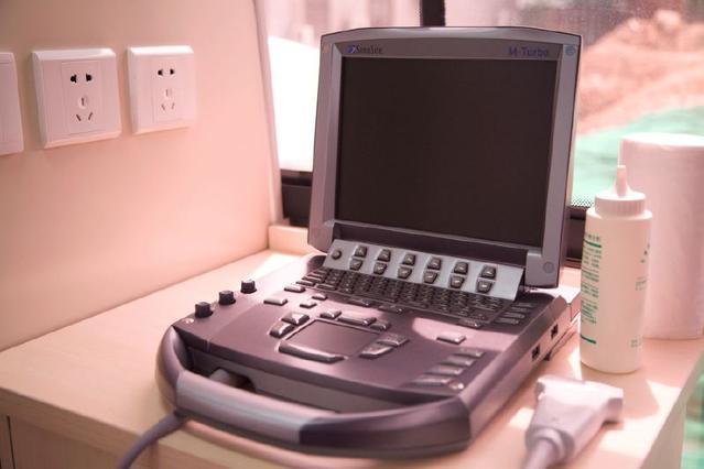 去醫(yī)院體檢已過時(shí)，移動(dòng)醫(yī)療車讓體檢更便捷