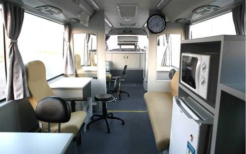 獻(xiàn)血車安全嗎？生產(chǎn)廠家通過這三點(diǎn)告訴你非常安全。02