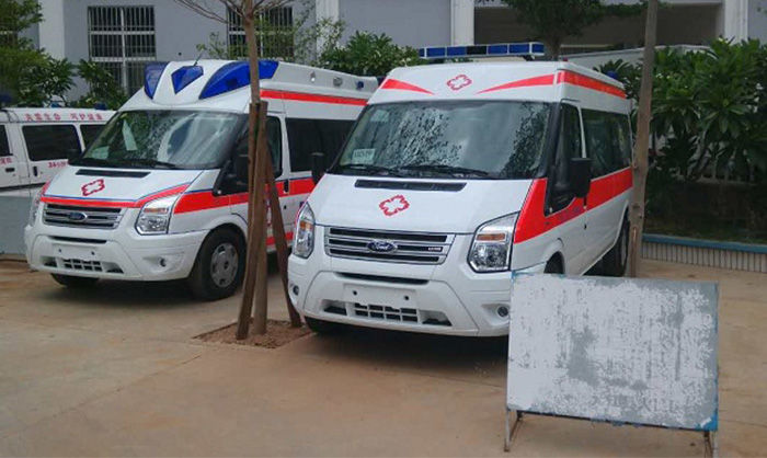 救護車進入高校被索要停車費是怎么回事？